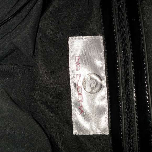 Fun! Fun! Fun! Faux Fur-Big Buddha Santa Barbara - Picture 9 of 10